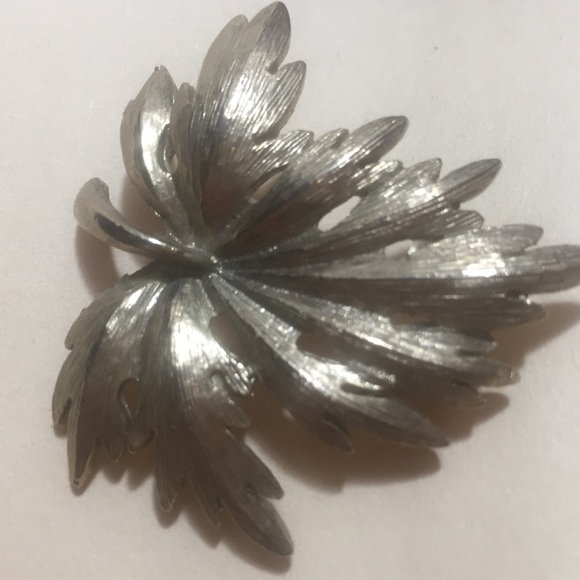 Vintage Autumnal Brooch - Picture 6 of 6